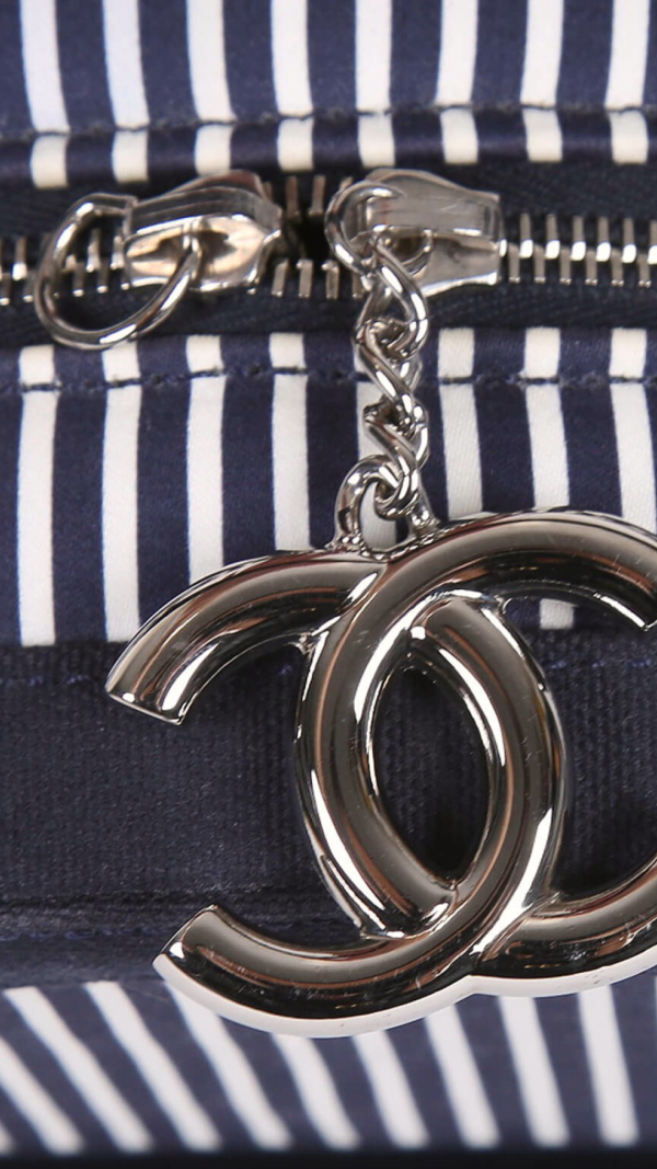 Chanel Rialto Striped Textile Hat Box Bag – Runway Cruise 2010