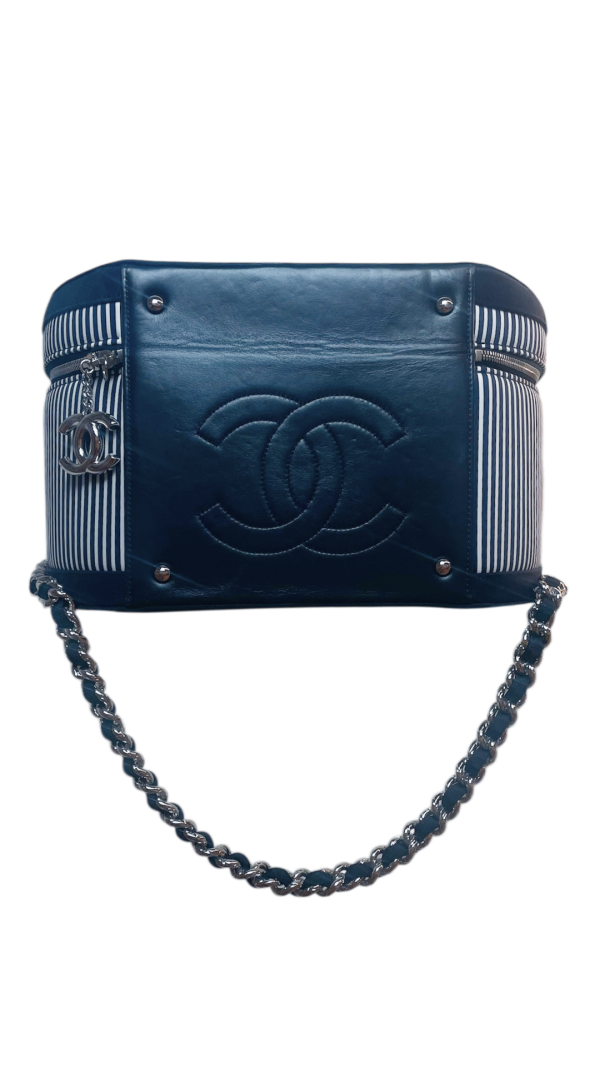 Chanel Rialto Striped Textile Hat Box Bag – Runway Cruise 2010